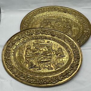 Vintage Set of Two Gold Tones Tin Dinner Wall Plaques